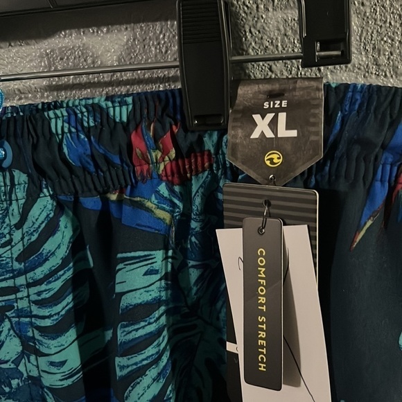 Ocean Current Mens 6.5 in. Capricorn Swim Short Sz XL - Picture 4 of 7